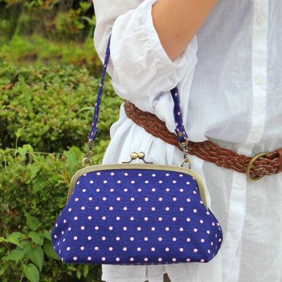 AYANOKOJI 【受注生産品】横長がま口ハンドバッグ（小）【帆布・唐草/水玉】