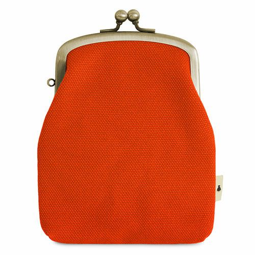 楽天市場】がま口【在庫商品】革ヒモ付き手提げがま口財布（中