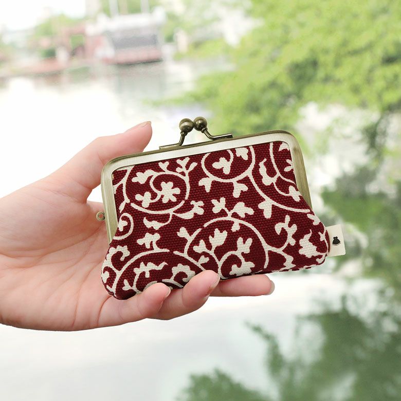 3.5寸がま口コインケース【帆布・蛸唐草】葡萄×白蔦