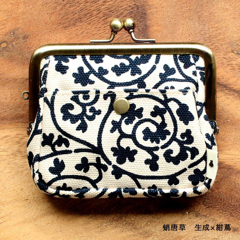 在庫商品】がま口オールインワンケース【帆布・蛸唐草】 [M便 1/4