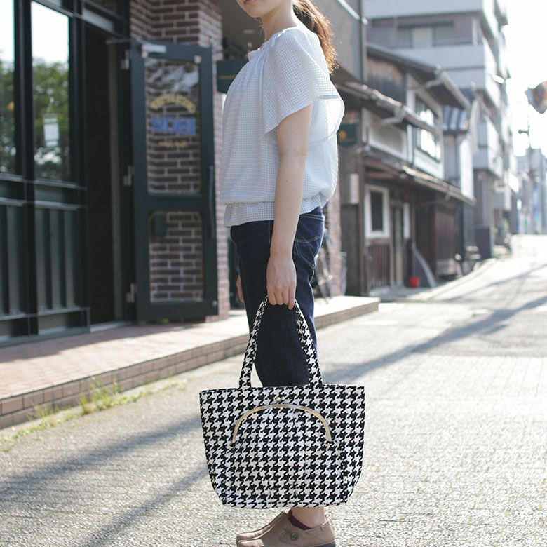 楽天市場】【在庫商品】がま口手提げバッグ【帆布・バード