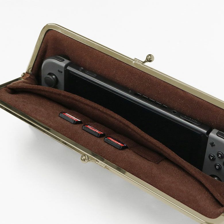 がま口Switchケース【コーデュラ(R)】使用イメージ