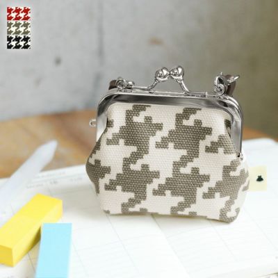 AYANOKOJI 【在庫商品】革ヒモ付き手提げがま口財布（小）【帆布・バードチェック】 [M便 1/6]