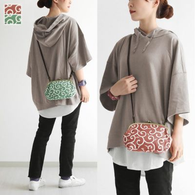 AYANOKOJI 【在庫商品】がま口スマホショルダーバッグ【帆布・唐草限定カラー】 [M便 9/10]